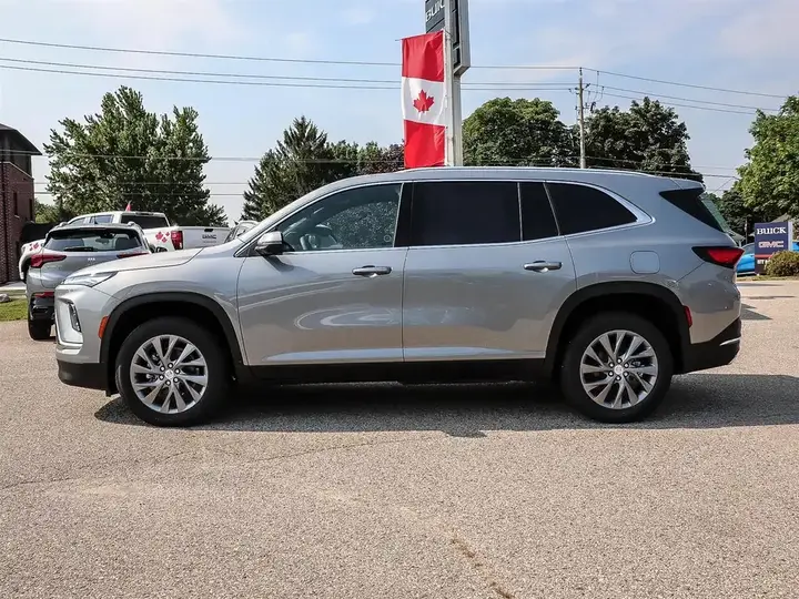 Buick Enclave 2026 photo 5