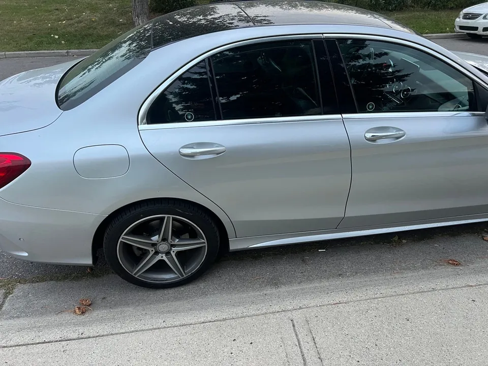 Mercedes-Benz C300 2016 photo 3