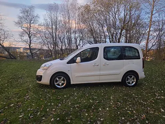 Peugeot Partner 2015 photo 2