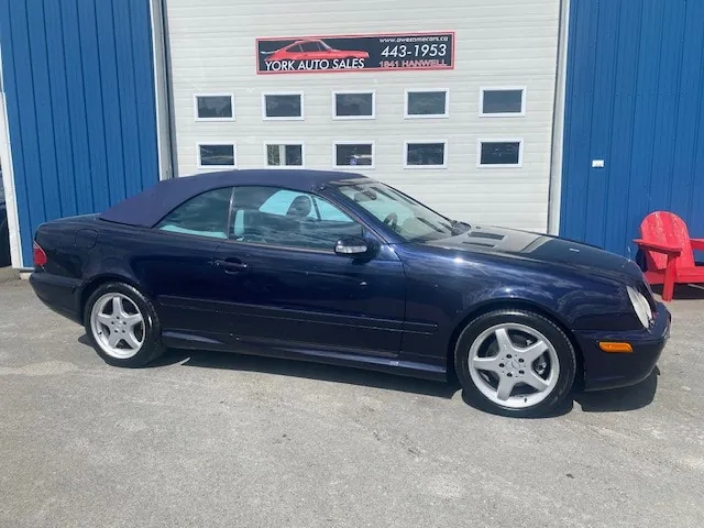 Mercedes-Benz Clk-Class 2002 photo 2