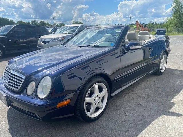 Mercedes-Benz Clk-Class 2002 photo 4