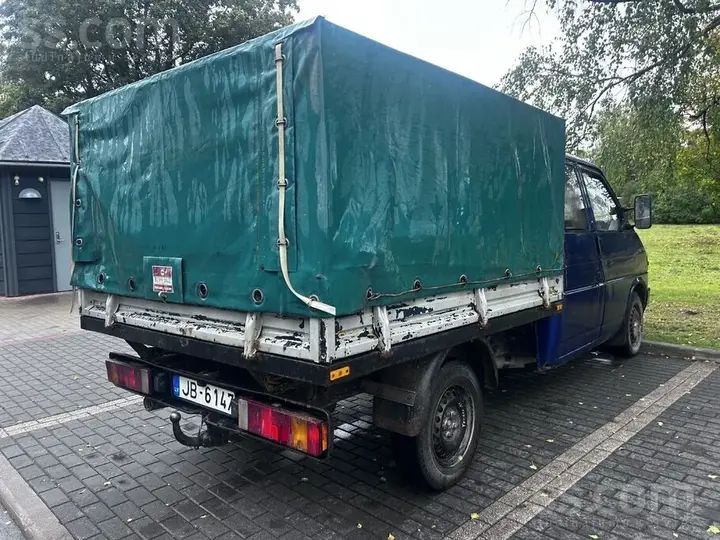 Volkswagen T4 1992 photo 3