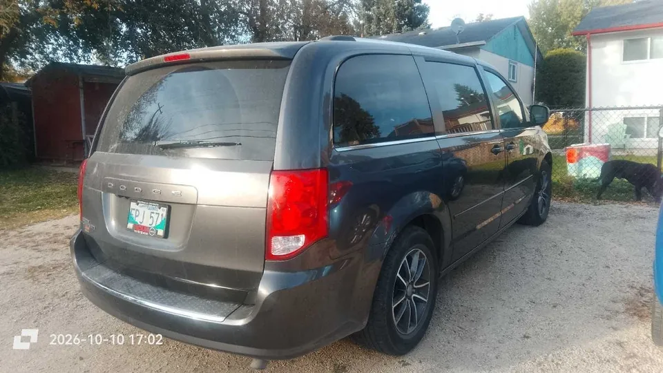 Dodge Grand Caravan 2017 photo 2