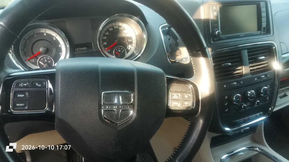 Dodge Grand Caravan 2017 photo 5
