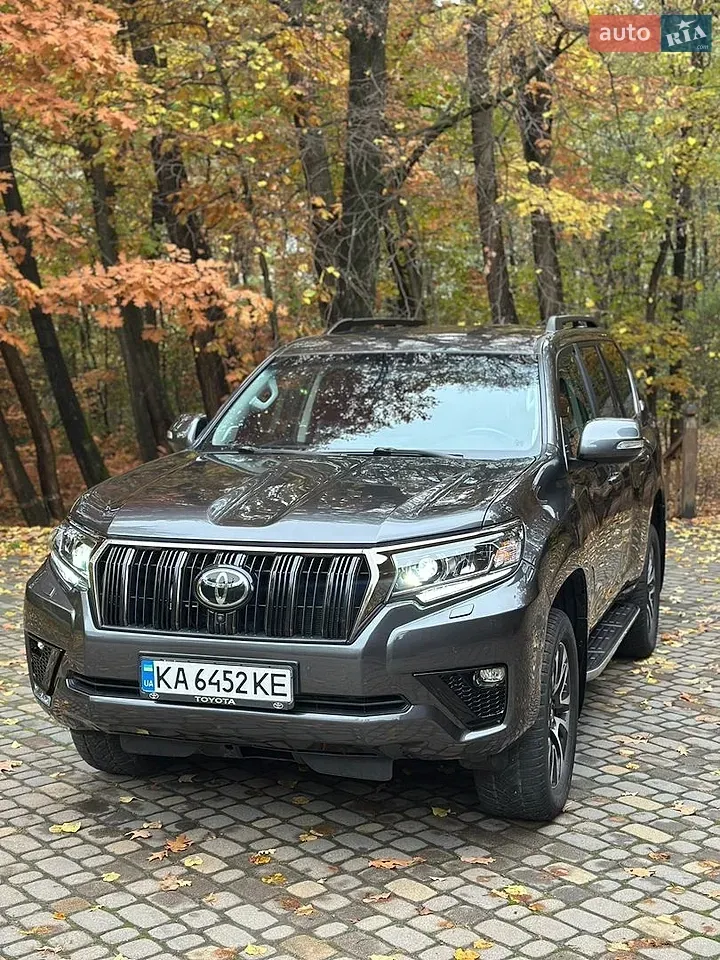 Toyota Land Cruiser Prado 2022 photo 2