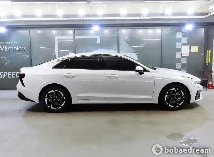 Kia K5 2026 photo 2
