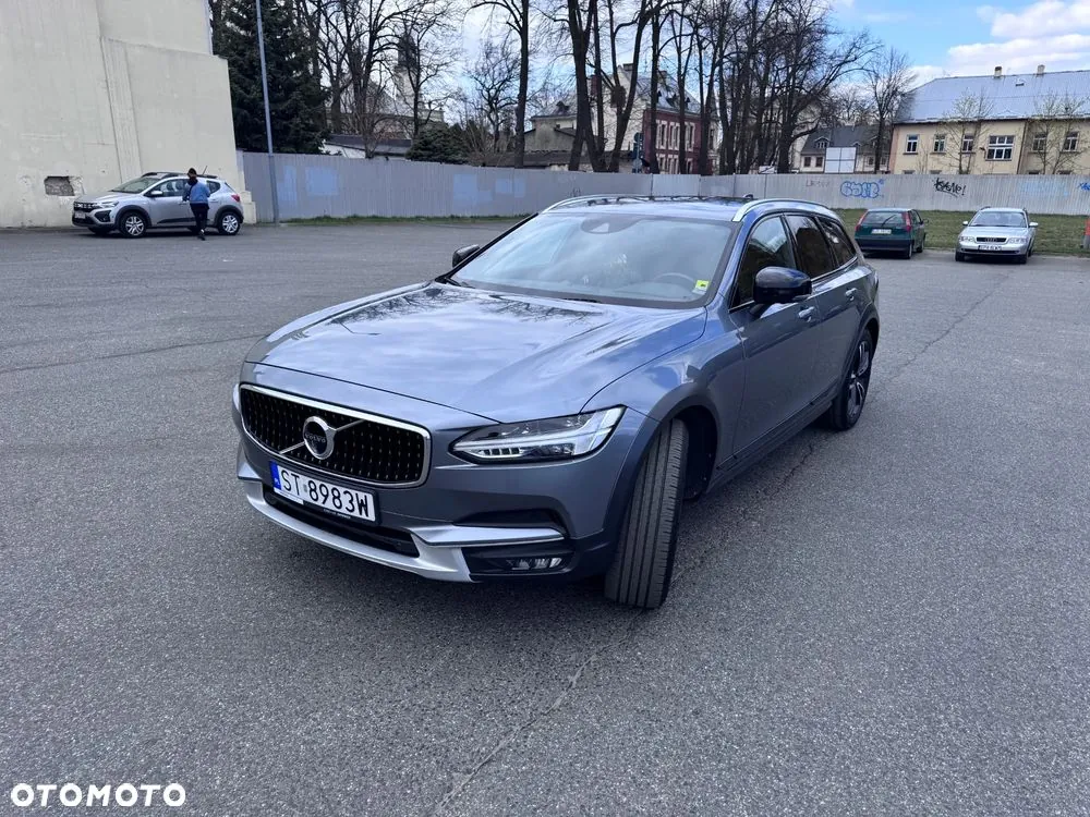 Volvo V90