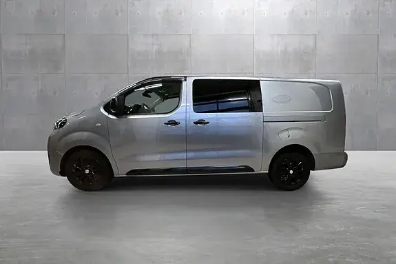 Toyota Proace 2023 photo 2
