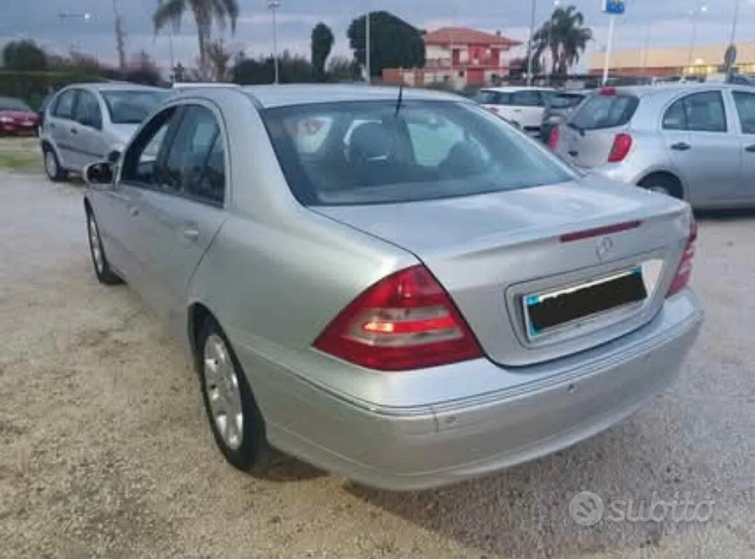 Mercedes-Benz C 2004 photo 5