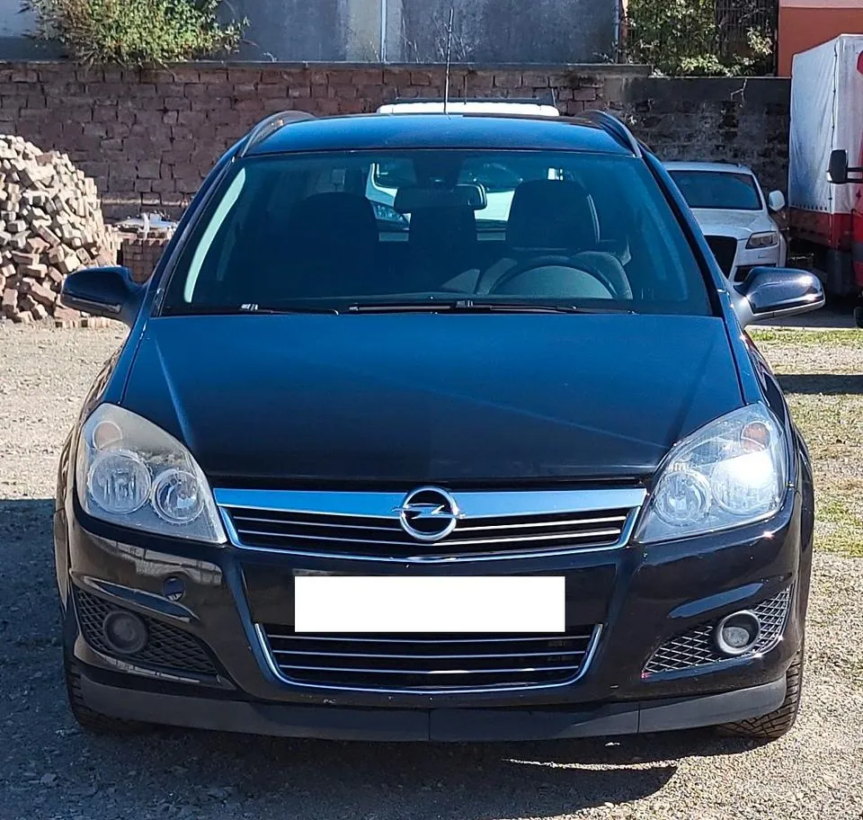 Opel Astra H