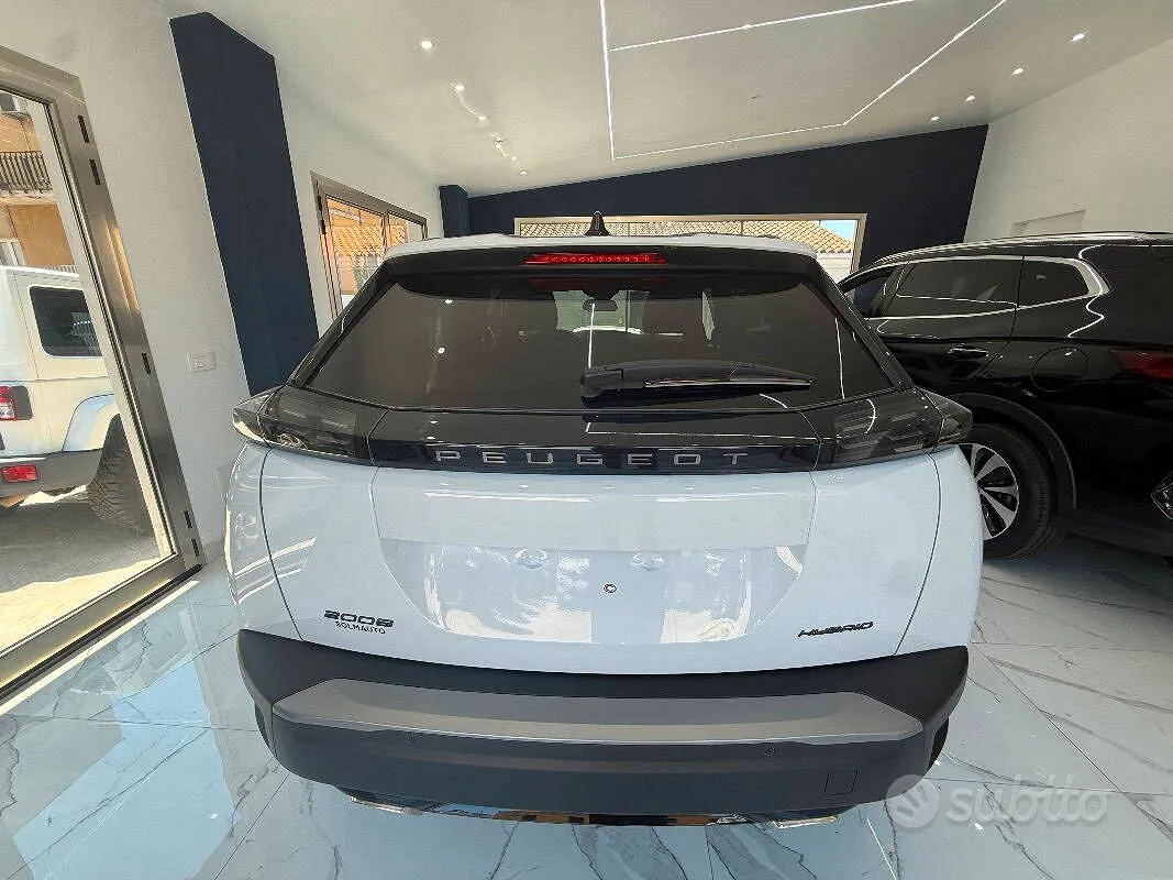 Peugeot 2008 2025 photo 5