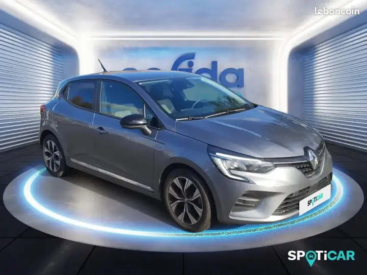 Renault Clio 2023 photo 3