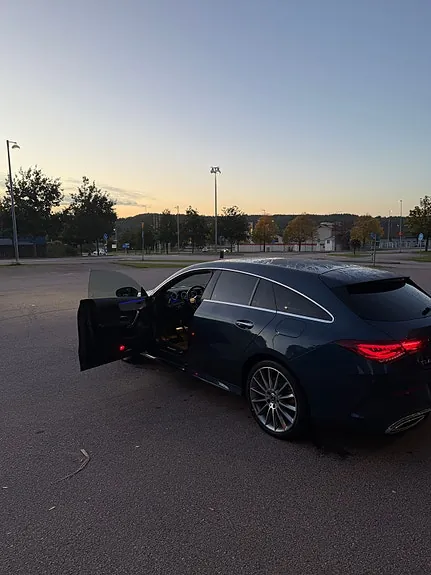 Mercedes-Benz Cla250 E 2022 photo 3