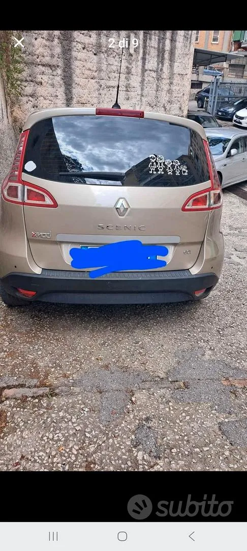 Renault Scenic 2011 photo 3