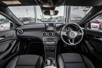 Mercedes-Benz A180 2016 photo 3