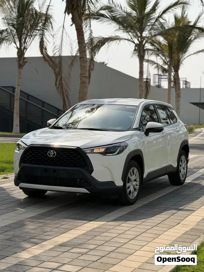 Toyota Corolla Cross 2023 photo 2