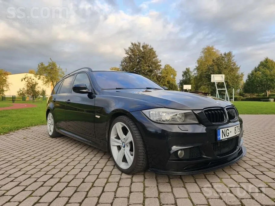 BMW 320 2010 photo 3