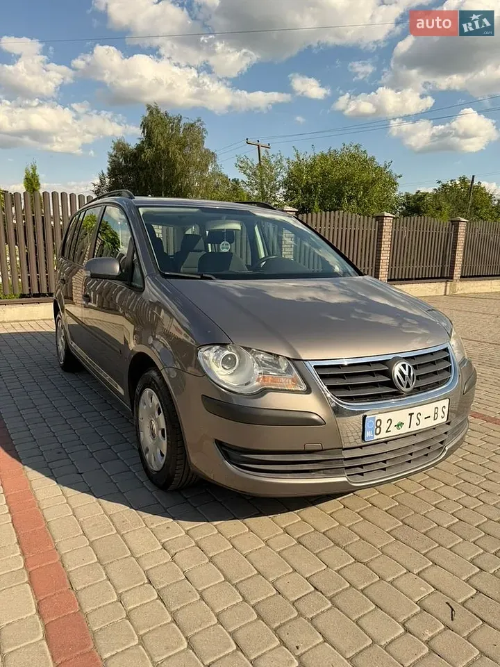 Volkswagen Touran