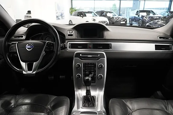 Volvo V70 2015 photo 5