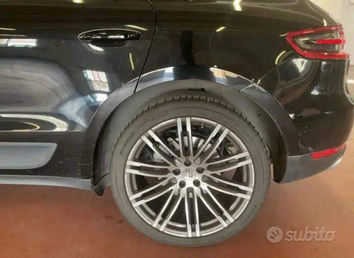 Porsche Macan 2017 photo 2