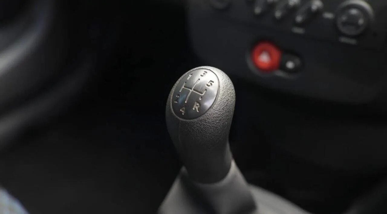 Renault Clio 2007 photo 4