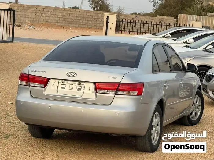 Hyundai Sonata 2009 photo 4
