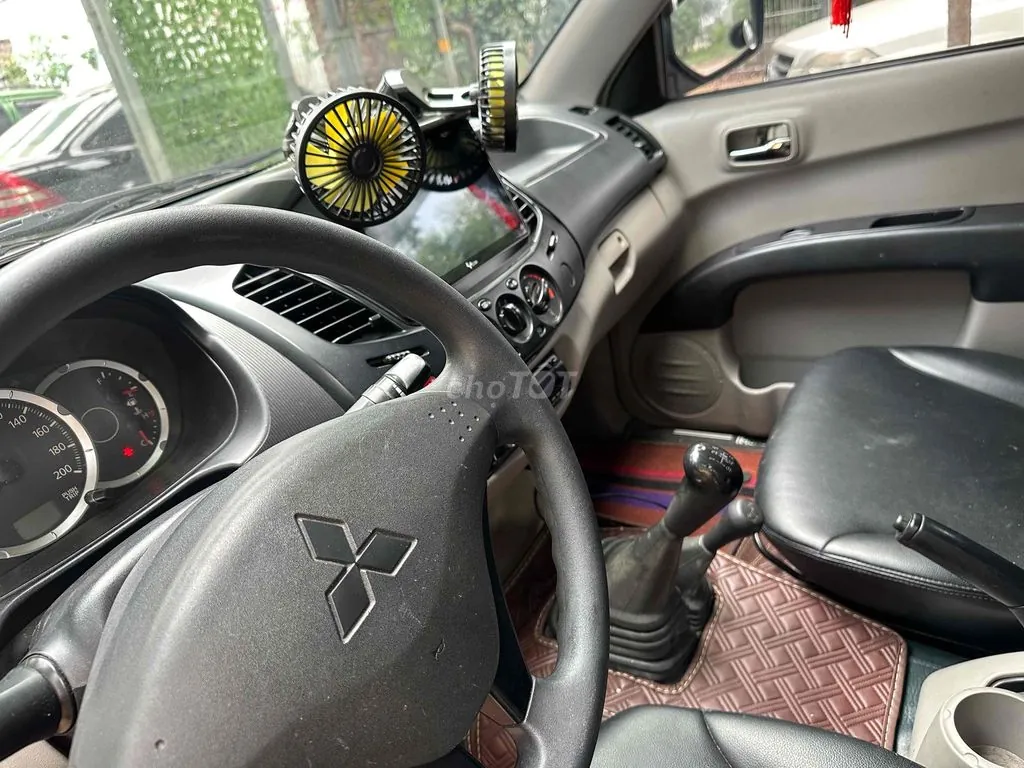 Mitsubishi Triton 2011 photo 5