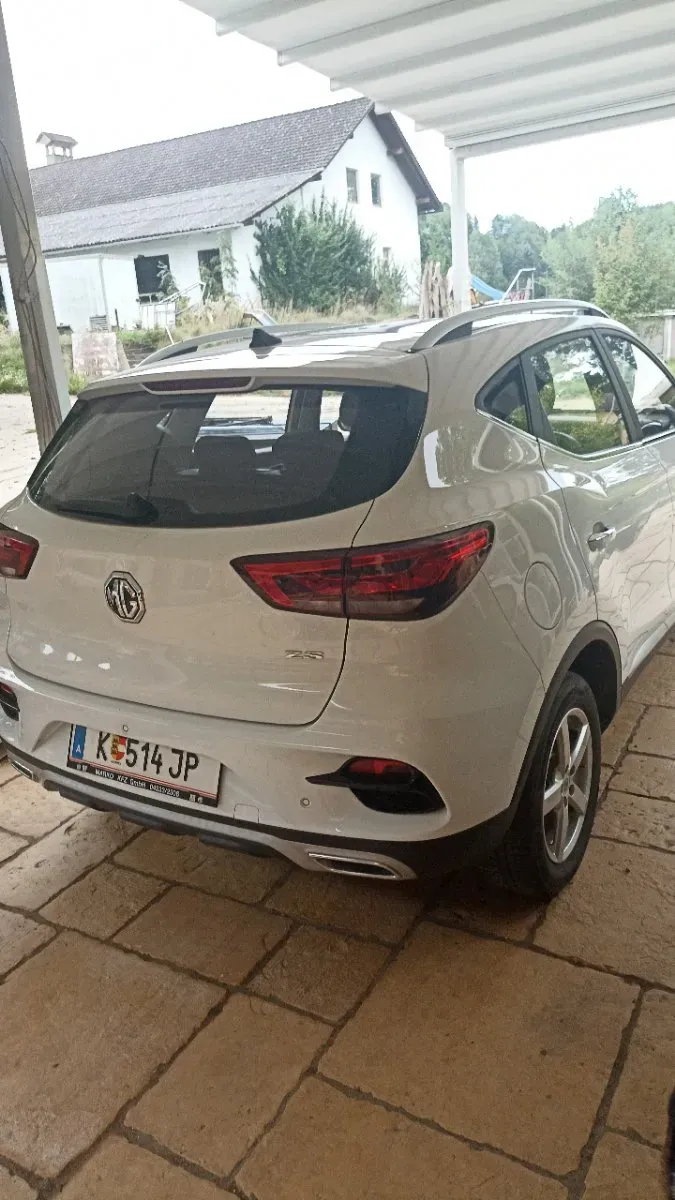 MG Zs 2022 photo 2