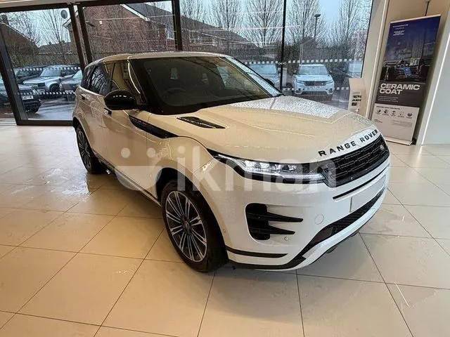 Land Rover Range Rover Evoque 2026 photo 2