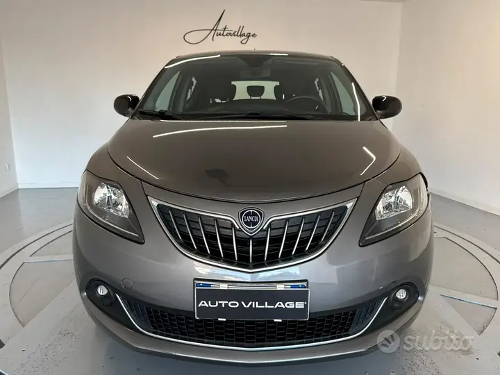 Lancia Ypsilon 2023 photo 2