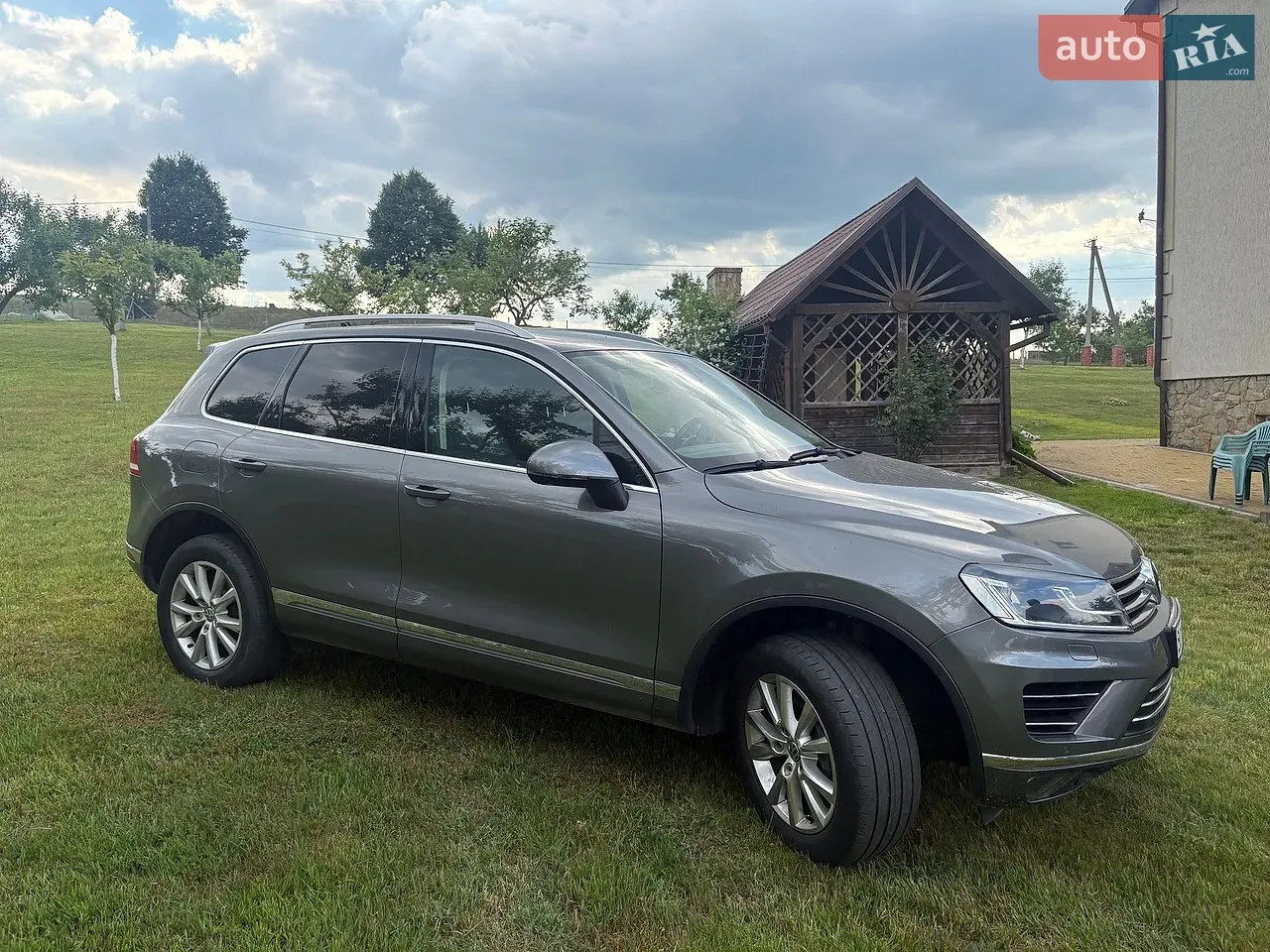 Volkswagen Touareg 2017 photo 2