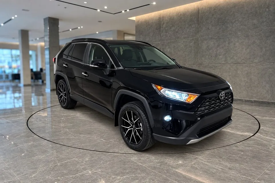 Toyota Rav4 2021 photo 2