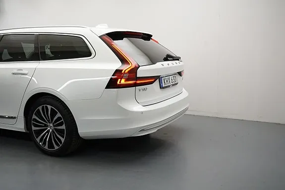 Volvo V90 2024 photo 3