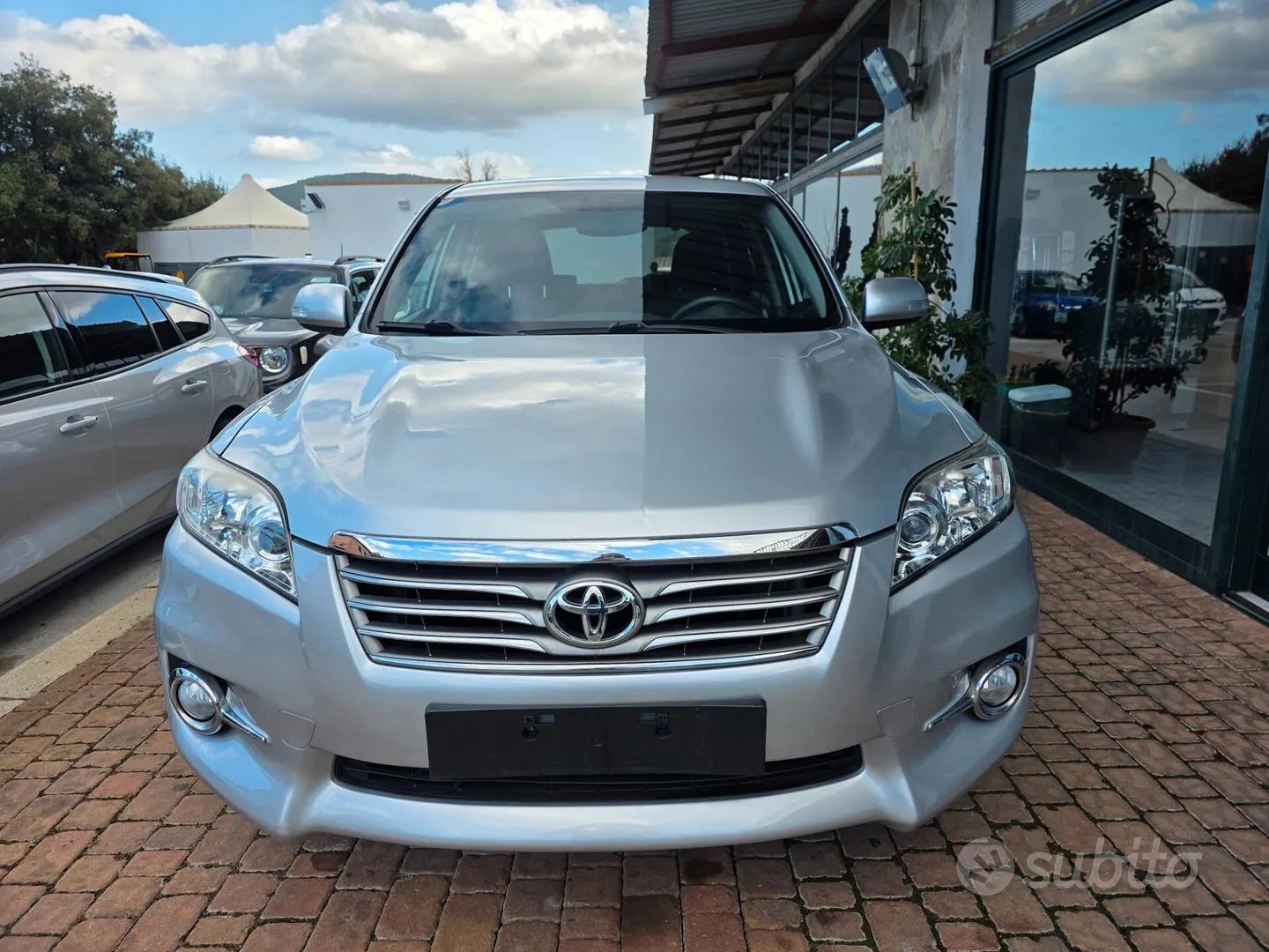 Toyota Rav4 2012 photo 2