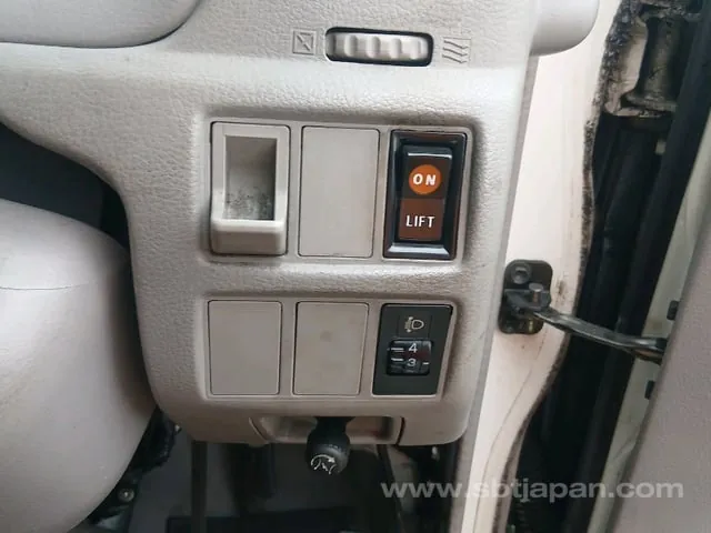 Toyota Dyna 2006 photo 5