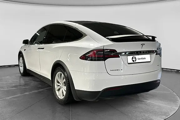 Tesla Model X 2017 photo 3
