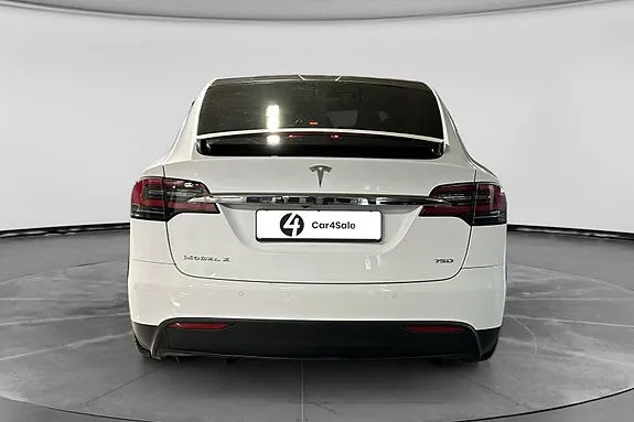Tesla Model X 2017 photo 4