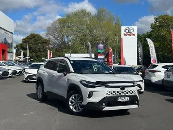 Toyota Corolla Cross 2026 photo 2