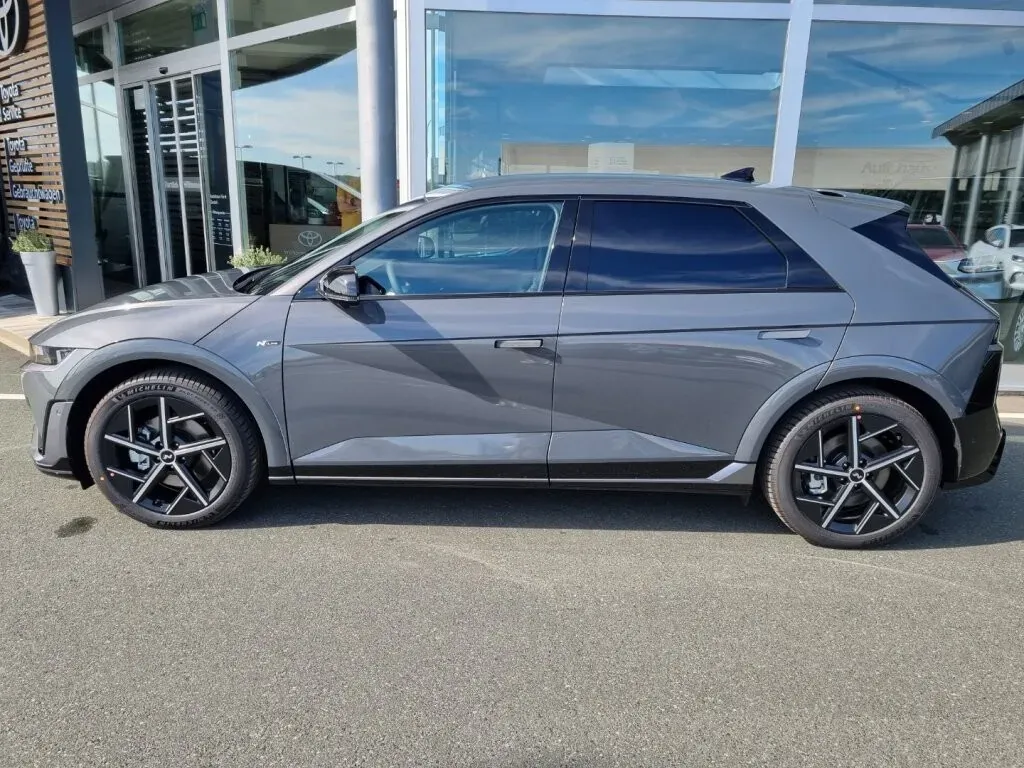 Hyundai Ioniq 5 photo 2