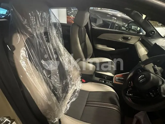 Honda Vezel 2024 photo 5