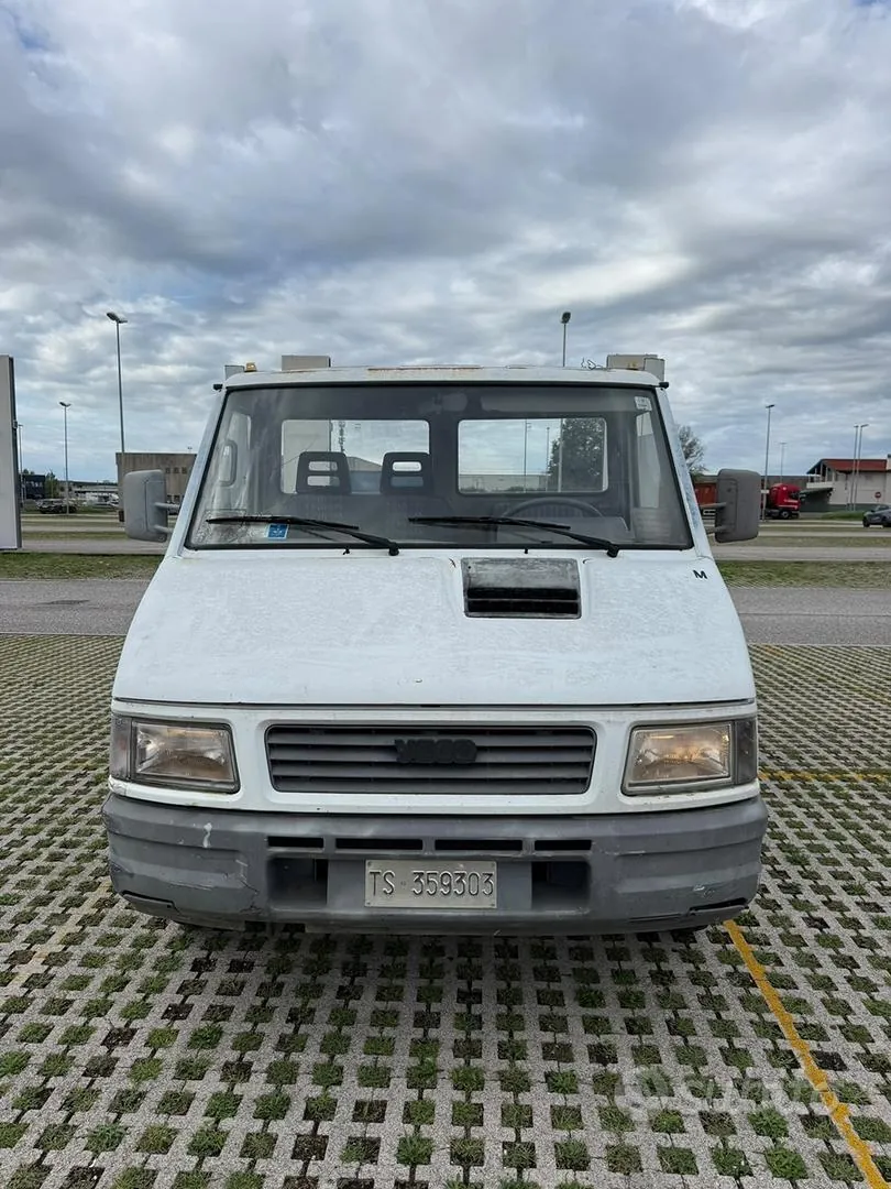 Iveco Daily 1990 photo 3