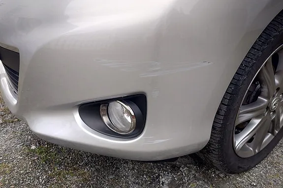 Toyota Yaris 2013 photo 3