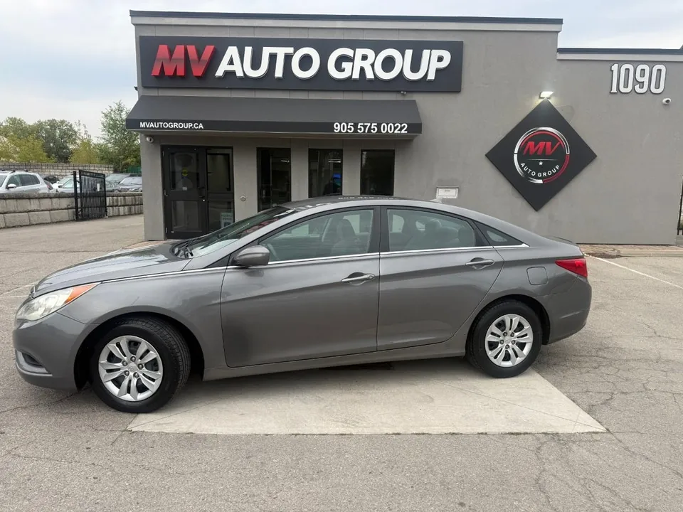 Hyundai Sonata 2011 photo 2