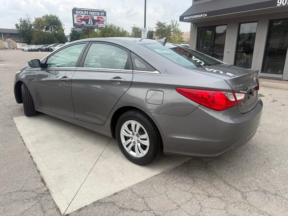 Hyundai Sonata 2011 photo 3