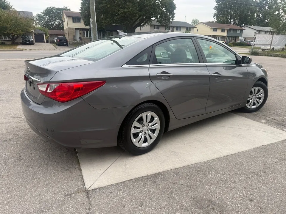Hyundai Sonata 2011 photo 5