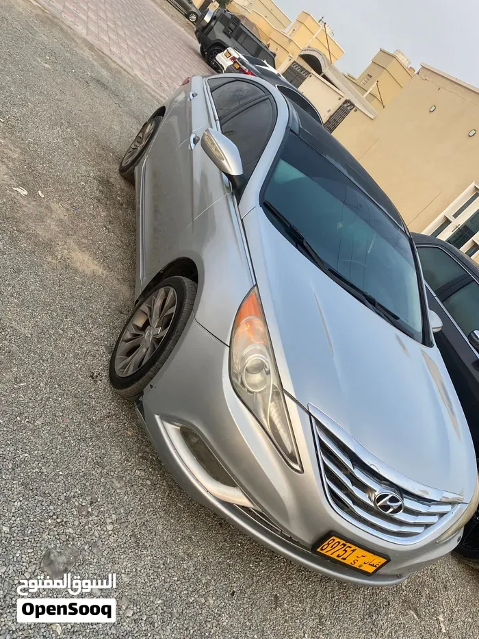 Hyundai Sonata 2012 photo 2