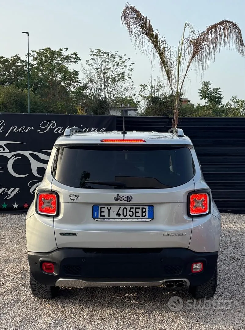 Jeep Renegade 2015 photo 3