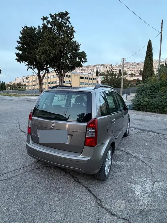 Fiat Idea 2008 photo 2