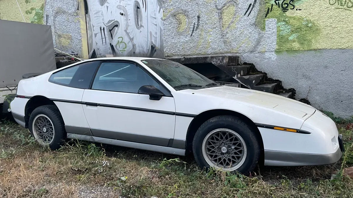 Pontiac Fiero