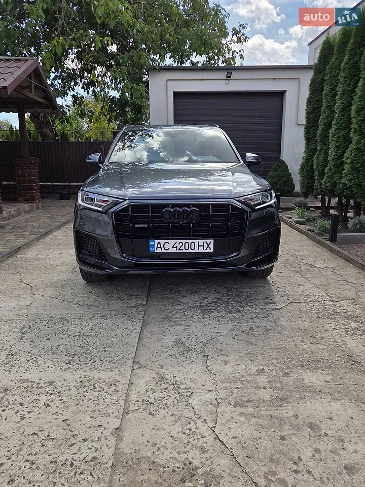 Audi Q7 2021 photo 4